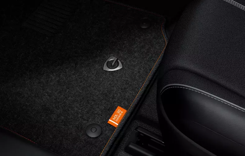 Mazda MX-30 motor rotativ 11