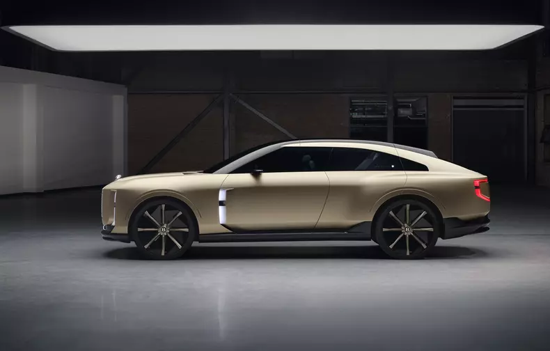 3 – EXP 15 in Design Studio