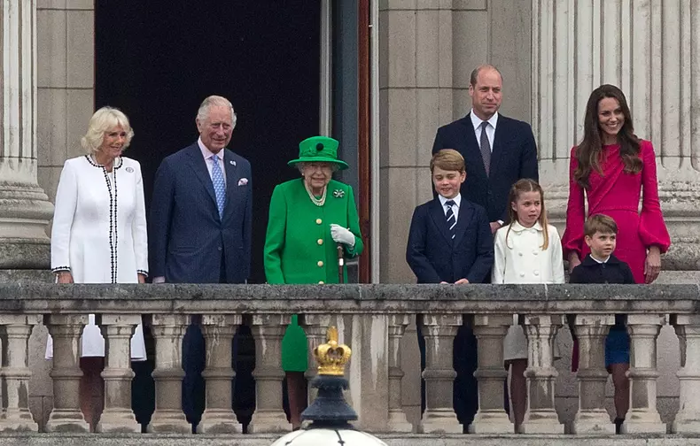 Queen Elizabeth II Appearance On Buckingham Palace Balcony After The Platinum Jubilee Pageant. London