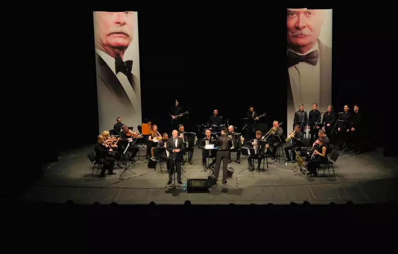 43284735_2231822397036657_2586516905804169216_n