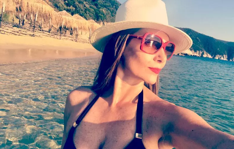 romanita-iovan-sexy-la-53-de-ani-silueta-halkidiki-6