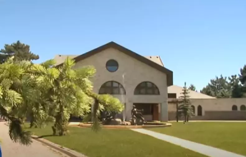 casa-adina-alberts-si-viorel-catarama