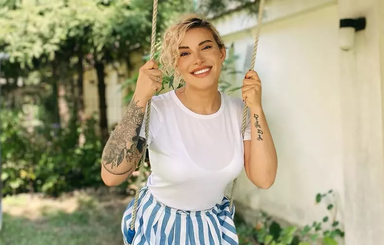 Nicoleta Nucă a fost cerută de soție la Istanbul. Cum arată inelul de logodnă (4)