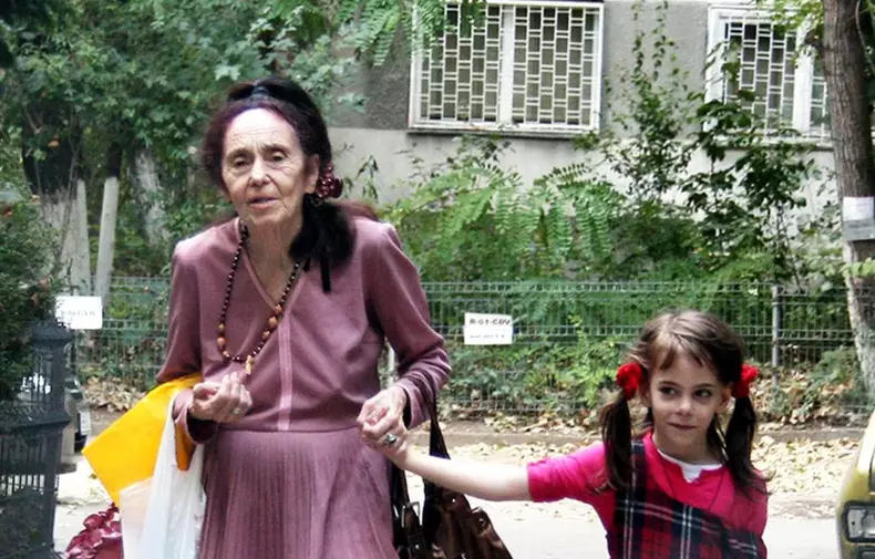 adriana-si-eliza-iliescu