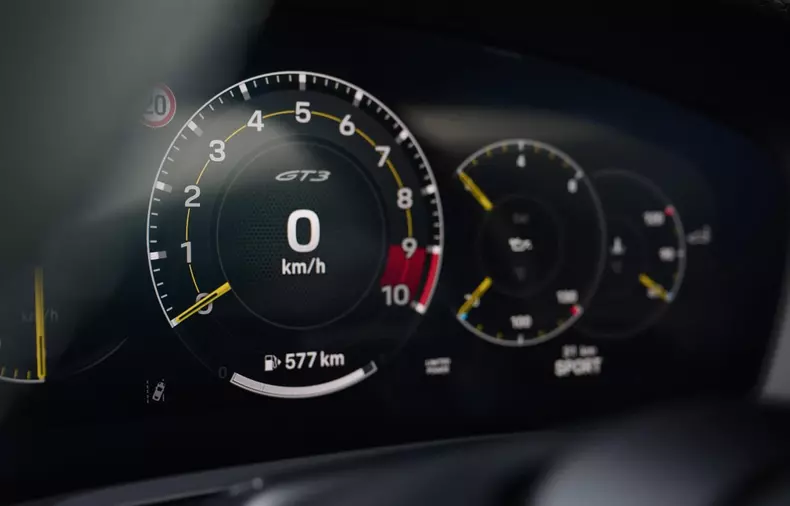 Porsche 911 GT3_WR_02