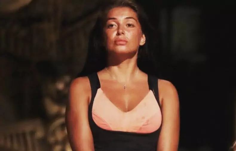 Ce a făcut Elena Ionescu cu banii câștigați la Survivor România. Fanii au criticat-o aspru pentru asta: ”Îi plângea lumea de milă, dar primul lucru pe care îl facec cu banii...”