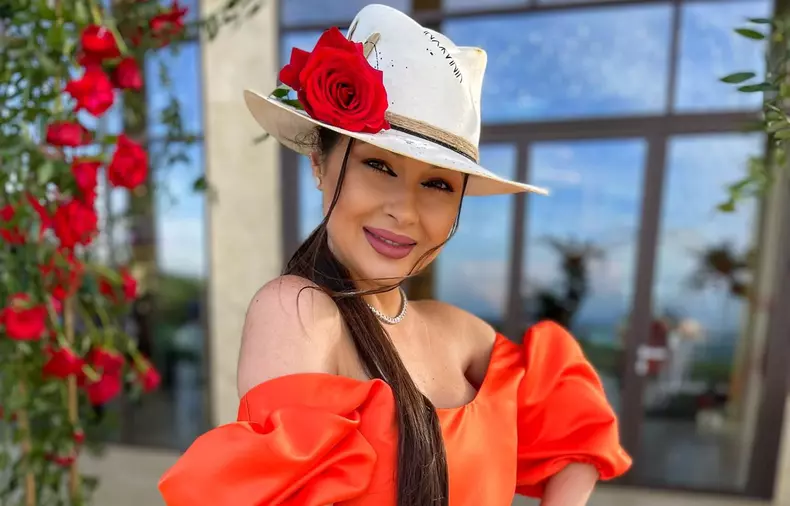 vladuta-lupau-insarcinata-2-1-e1657529293208