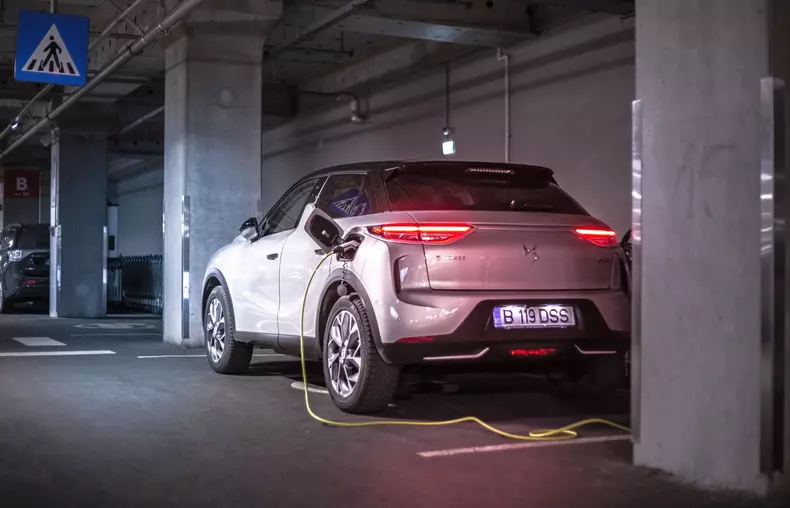 DS3 Crossback E-Tense 043