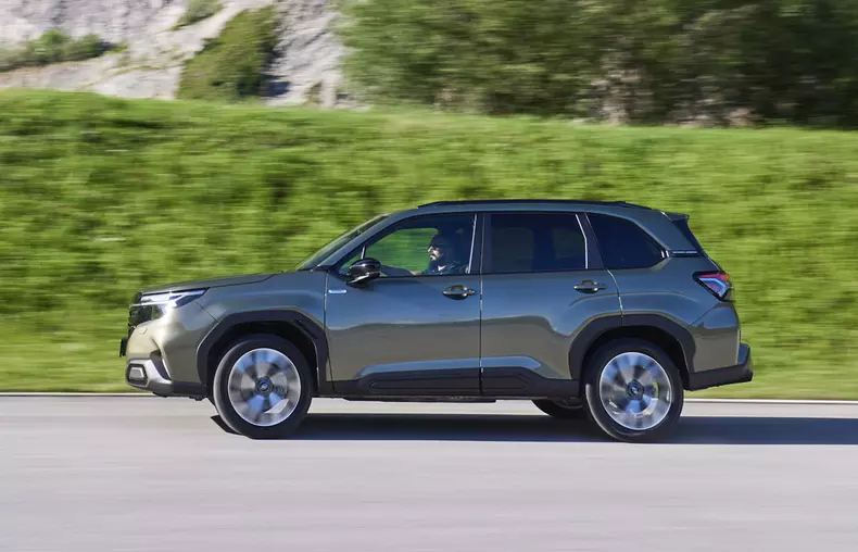 25MY Forester – Image 6