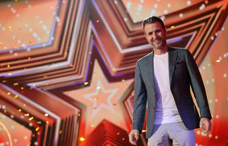 Gabriela-Dinca-Goleden-Buzz-Romanii-au-talent-3