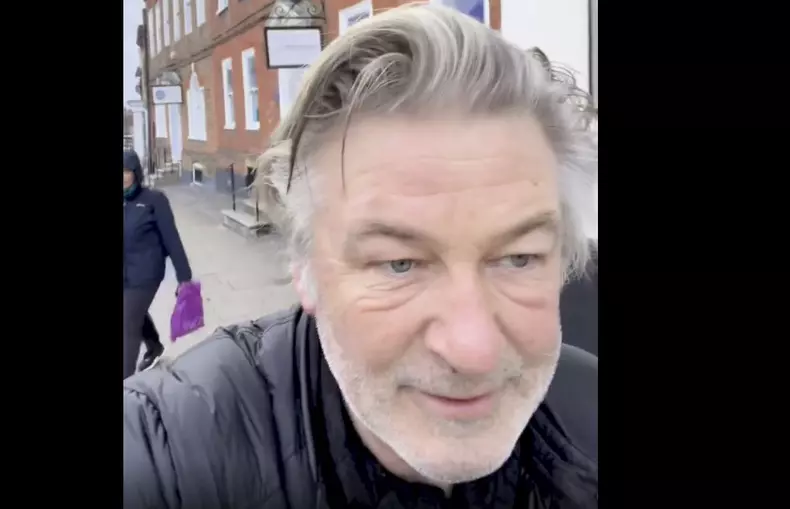 Alec-Baldwin