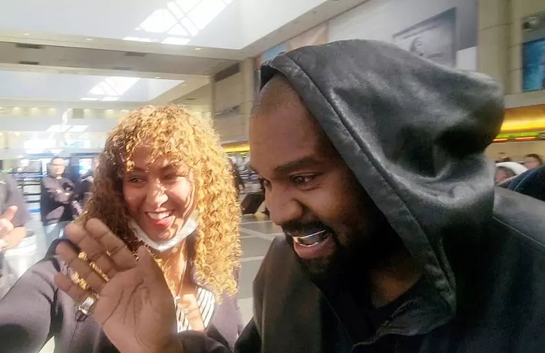 PREMIUM EXCLUSIVE Kanye West Flaunts Gold Mouthpiece Following 'Vultures 1' Release