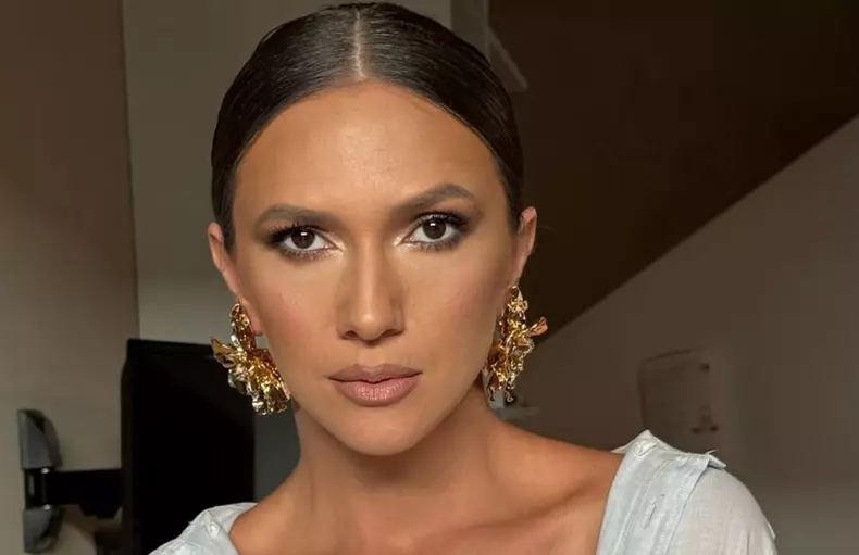 adela popescu40 (1)