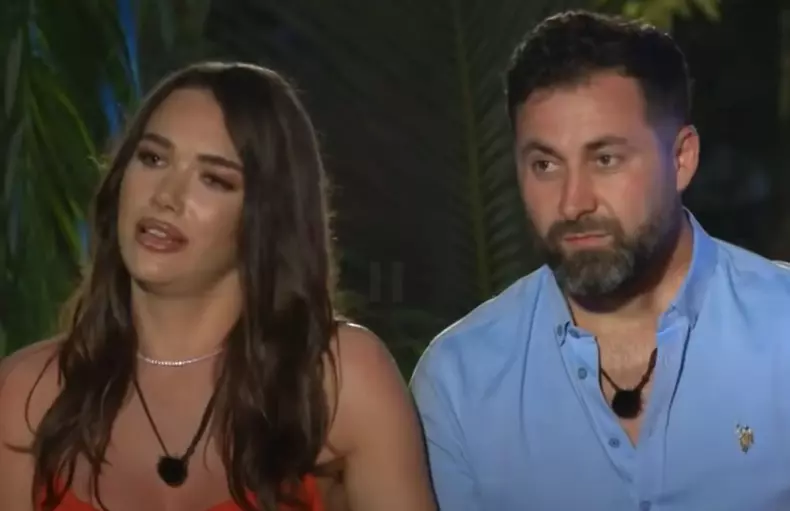 iustina-insula-iubirii-4-1