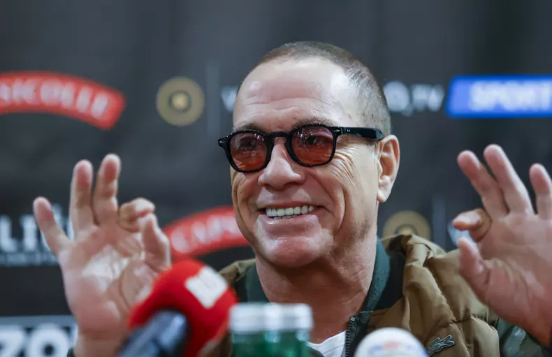 Jean-Claude van Damme, TK