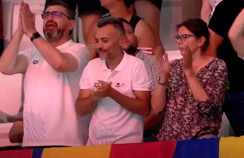 cine-este-si-cu-ce-se-ocupa-tatal-lui-David-Popovici-16