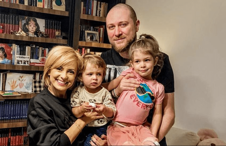 simona gherghe familie sot