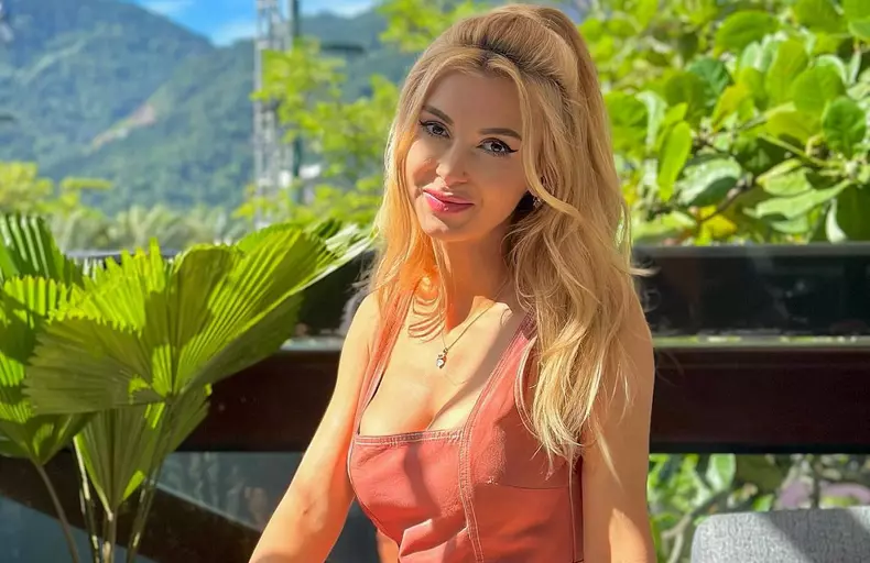 Andreea Balan 66