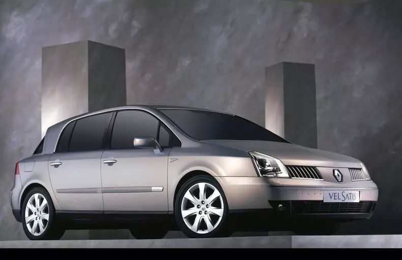 01_Renault Vel Satis limo