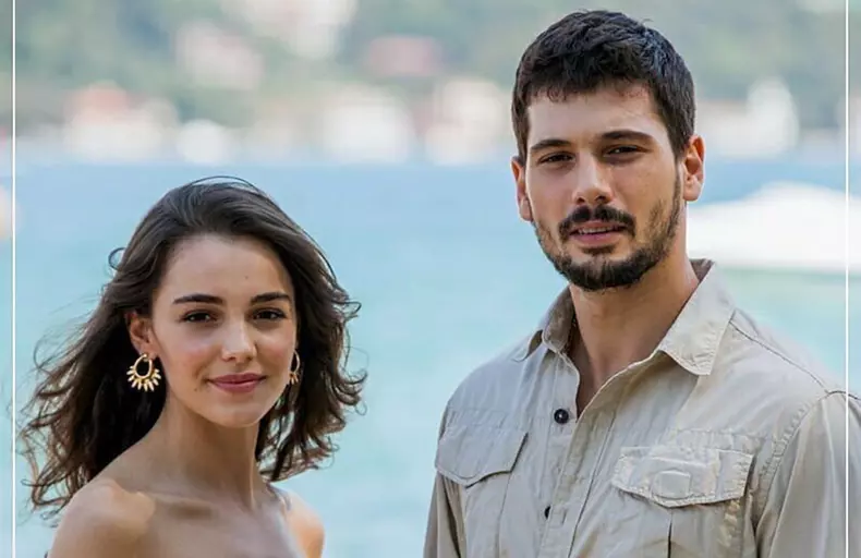 Hafsanur-Sancaktutan-Deniz-Can-Aktaș-Dragostea-te-va-face-sa-plangi