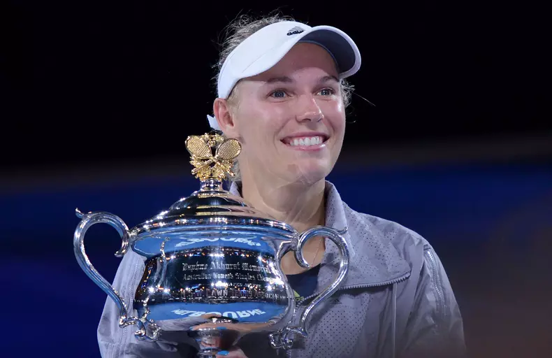 Simona Halep a pierdut finala Australian Open, jucată împotriva lui Caroline Wozniacki
