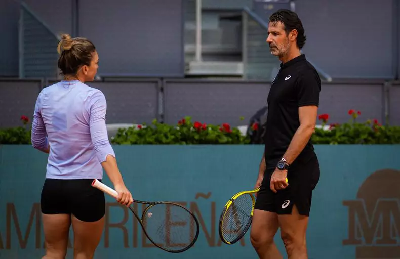 ce relatie exista intre Patrick Mouratoglou si simona halep