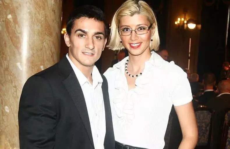 995501-marian-corina-dragulescu