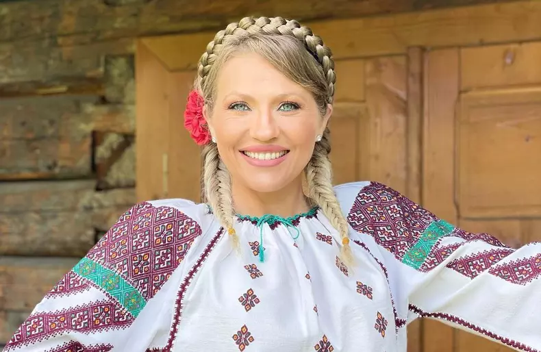 Mirela-Vaida-lanseaza-un-altfel-de-podcast.-Cine-vor-fi-invitatii-si-unde-va-putea-fi-urmarit-1