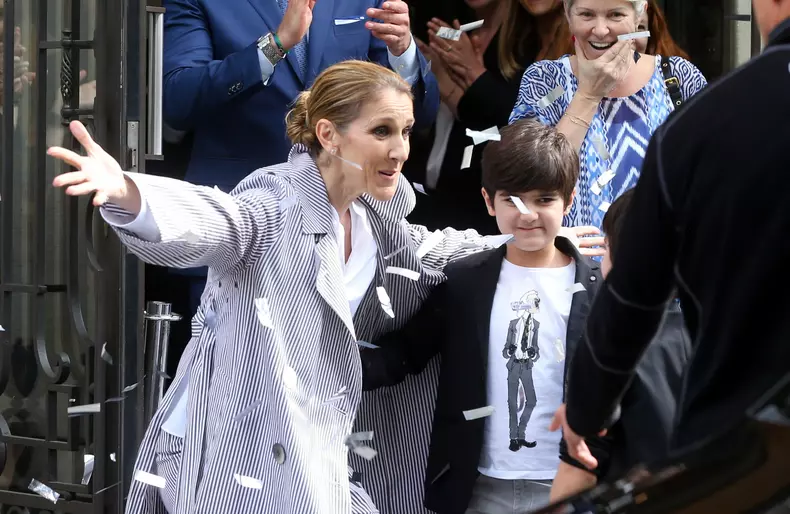 Celine Dion, anunț îngrijorător pentru fani. Ce se întâmplă, până la urmă, cu turneul mondial al artistei