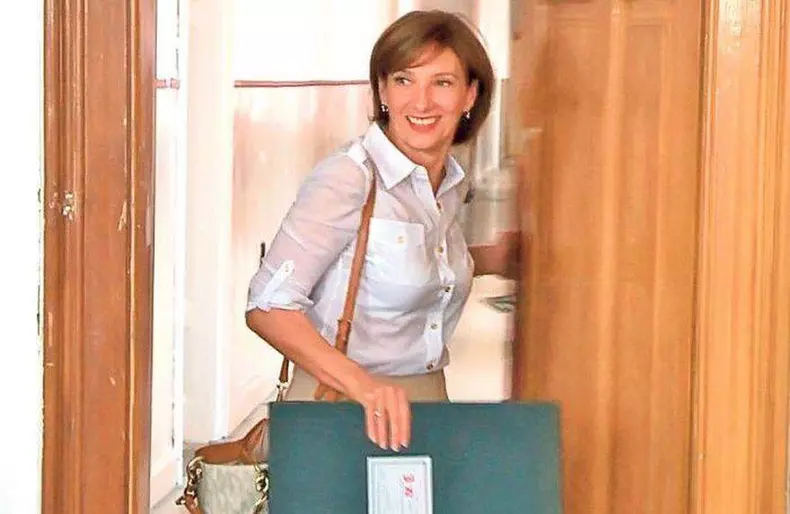 carmen-iohannis-8