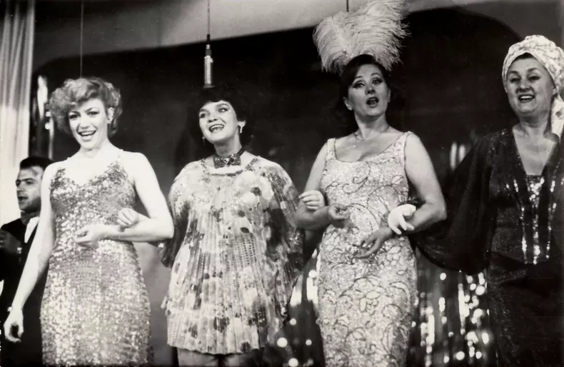 Corina Chiriac, Margareta Pâslaru, Stela Popescu şi Tamara Buciuceanu