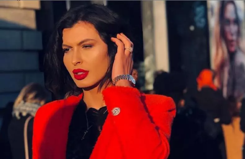 ioana-filimon-si-otniela-concurente-la-bravo-ai-stil-celebrities-1