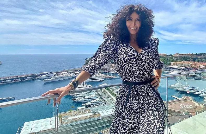 Cum se relaxează Mihaela Rădulescu în Saint Tropez