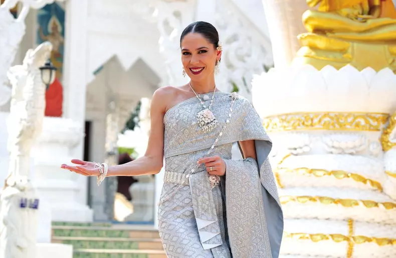Irina-Fodor-Asia-Express-1