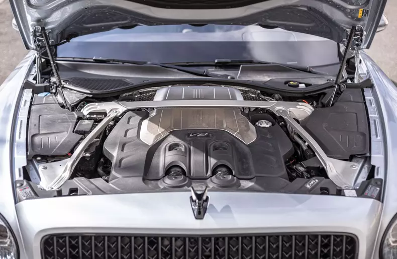 Bentley Flying Spur 035