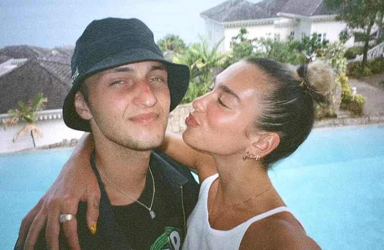 Dua Lipa și Anwar Hadid