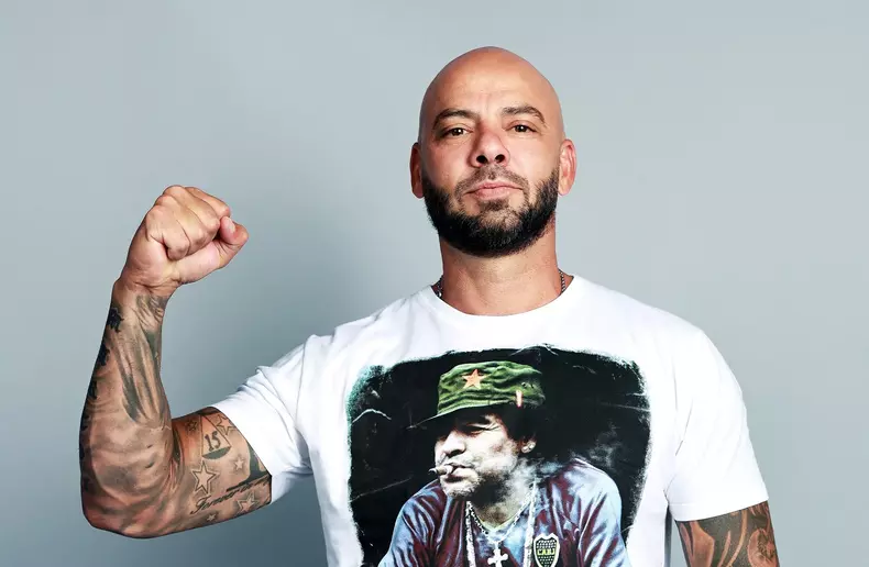 giani-kirita-sunt-celebru-scoate-ma-de-aici-2