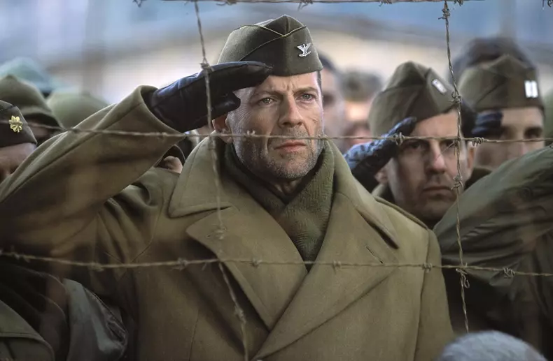 "Hart's War" (2002)