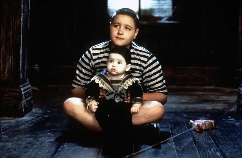 pugsley cu papusa