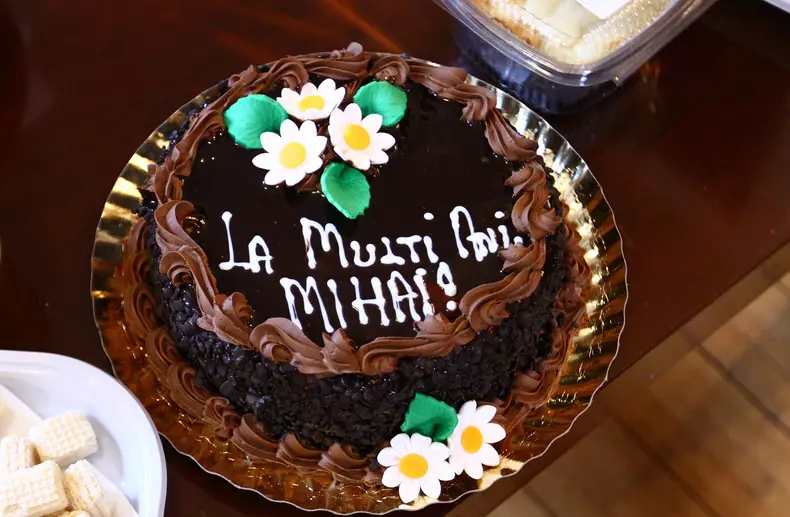 Ce cadouri a primit Mihai Bendeac la audițiile ”iUmor” (4)