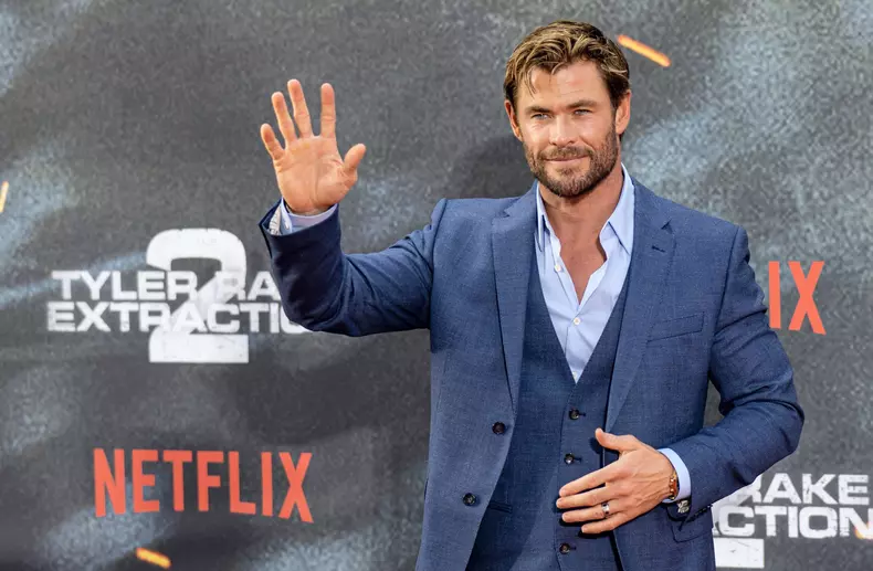 Chris Hemsworth, schimbări majore după ce a aflat că riscă să sufere de Alzheimer. Cum arată viața lui acum