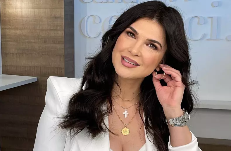 Monica-Bîrlădeanu-în-autoizolare-Vedeta-așteaptă-acum-rezultatul-testului-COVID-și-sfaturi-de-la-fani-e1617795818657