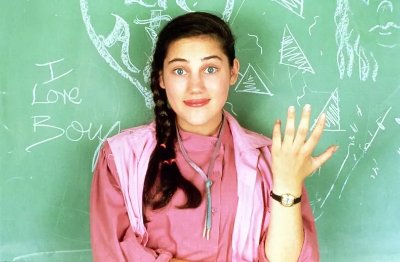 Amy Linker (2)