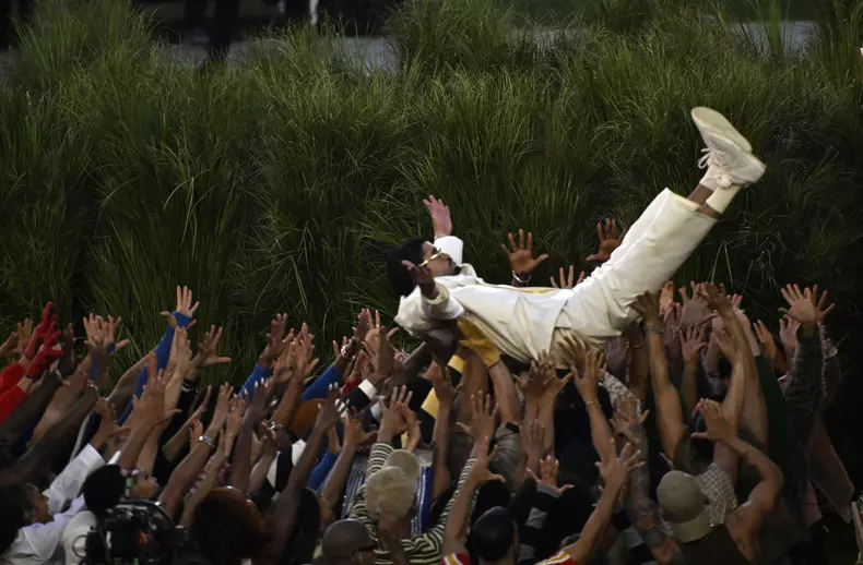 bad-bunny-halftime-show-super-bowl-2026
