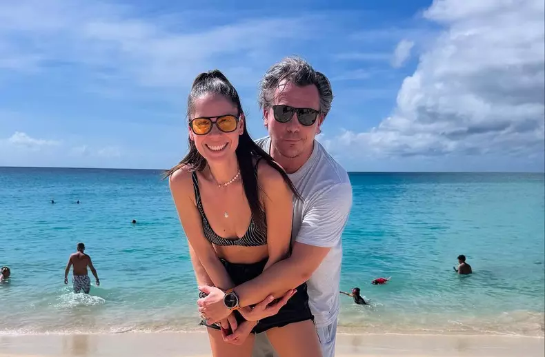 Irina Fodor, superbă în costum de baie  (4)