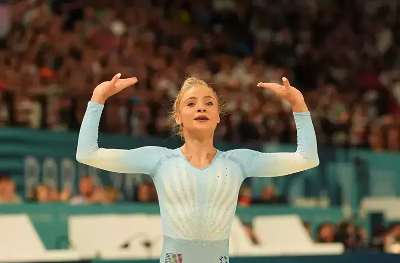 hepta_7975049-scaled-1