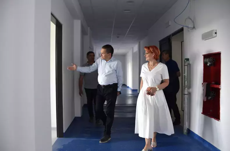 lia-olguta-vasilescu-5