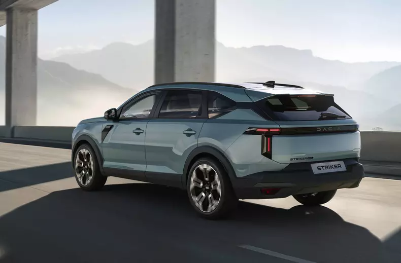 web_Dacia-Striker (8)