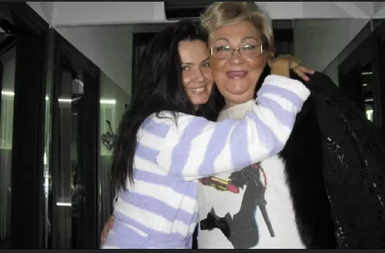 oana zavoranu mama5