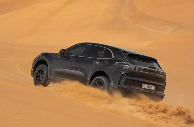 web_327851_1920x1281